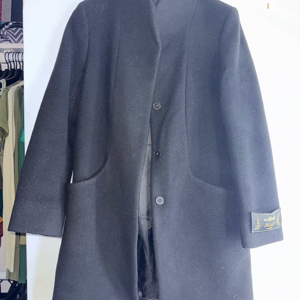 Aritzia Wilfred Classic Cacoon Black Coat - Picture 2 of 6